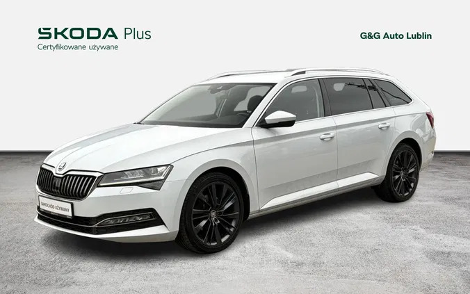 lubelskie Skoda Superb cena 119900 przebieg: 122922, rok produkcji 2019 z Chodzież